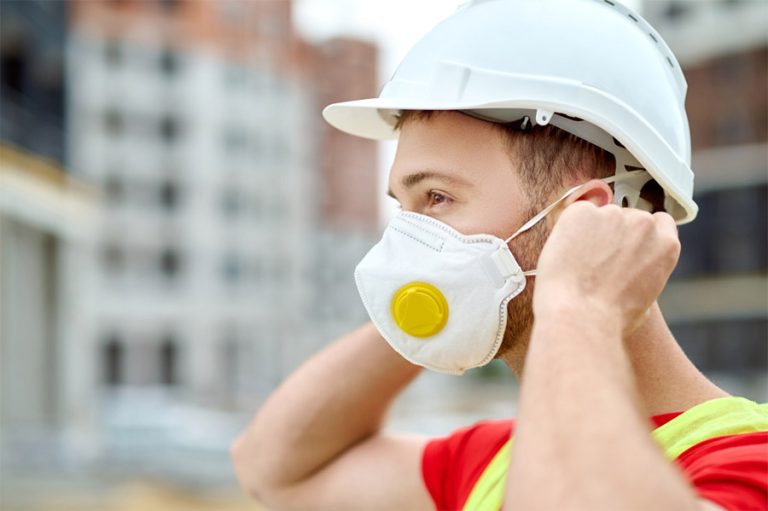 Респіратор чи протигаз